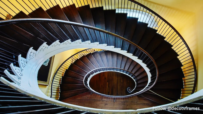 Escalier en colimaçon élaboré, à la Nathaniel Russell House en Caroline du Sud