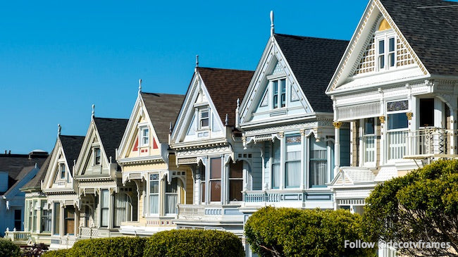 One of the best-known groups of &quot;Painted Ladies&quot; is the row of Victorian houses at 710â€“720 Steiner Street, across from Alamo Square park, in San Francisco